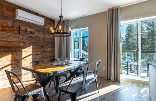 Sainte-Marguerite-du-Lac-Masson Apartment | The Viking Resort & Marina is a resort located in the Laurentians region.
