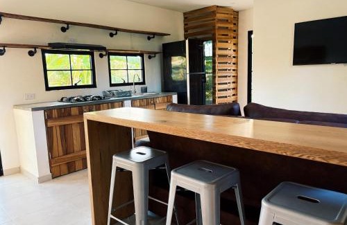 Melgar House | Cabaña Bianca Elite con jacuzzi privado!