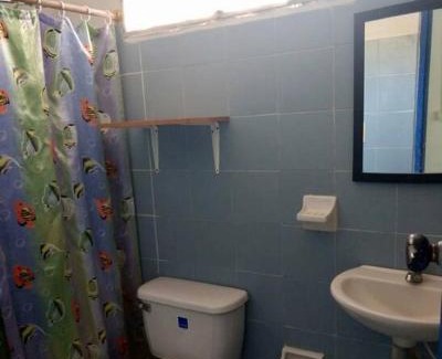 San Antero Apartment | Cabaña con aire, camarote, hamaca, TV cerca al mar