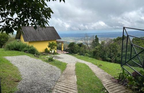Jaramillo House | Cabaña con vista al volcán Barú