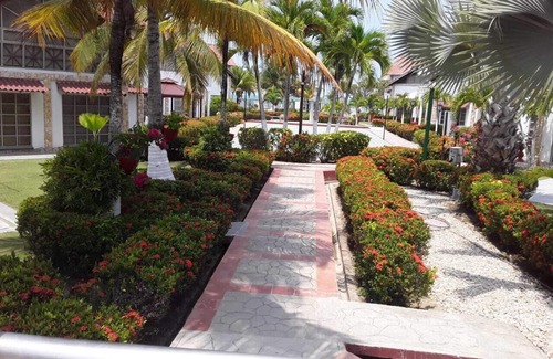 Covenas Cabin | Cabaña de Enseño en Coveñas