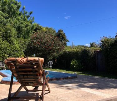 Chascomus Cabin | Cabaña El Solcito, con parque y pileta compartida