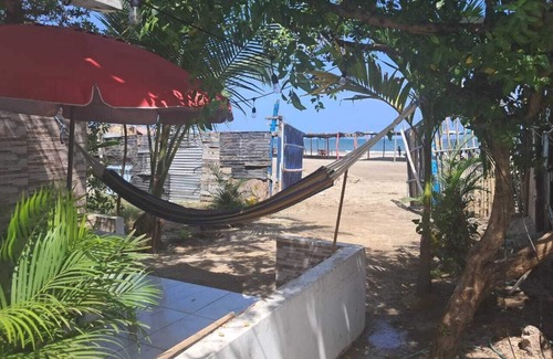 La Boquilla Cabin | Cabaña en la Playa Frente al mar en Cartagena