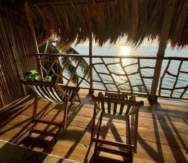 Rincon Hotel | Cabaña Punta Coral