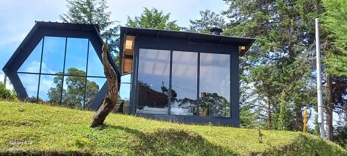 El Penol Villa | Cabañas Bosque Verde