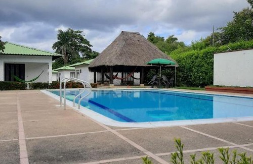 Apiay Hotel | Cabañas LLano Lindo Apiay