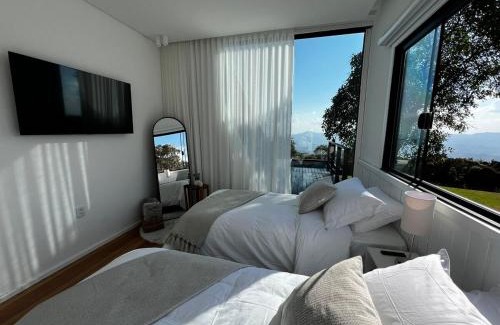 Maria da Fe Ski Chalet | Cabana com piscina e vista de tirar o fôlego!