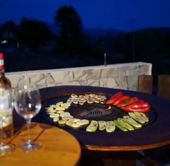 Horea Ski Chalet | Cabana de sub mesteceni