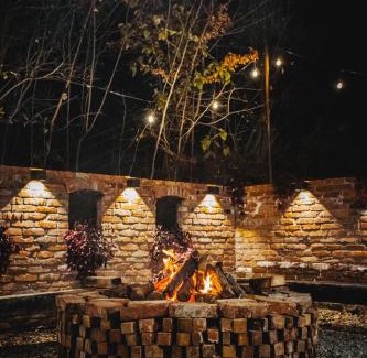 Comanesti House | Cabana Masiv