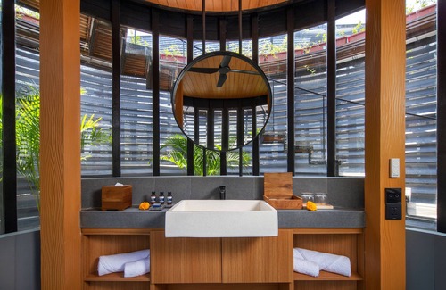 Batu Bolong Resort | Cabana Ocean View in Canggu