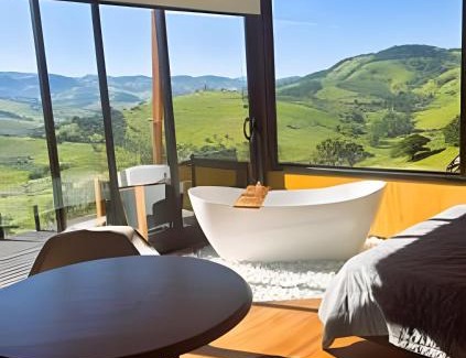 Goncalves Ski Chalet | Cabana Tekoá - Teto de vidro e telão de cinema