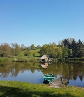 Saint-Didier-sur-Arroux Ski Chalet | Cabane sur Pilotis - Le Paraclet