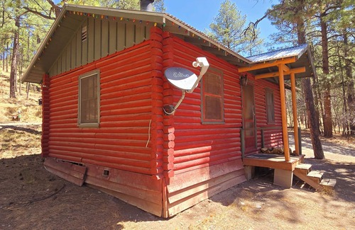Mayhill Cabin | Cabin 1 at Lazy Day Cabins