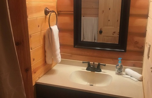 Sweetwater House | Cabin 1