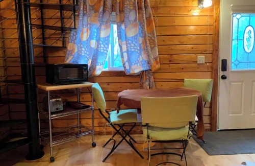Sterling Cabin | Cabin 2 on the Kenai River