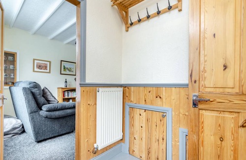 Castleton Cottage | Cabin ∙ 4 bedrooms ∙ 6 guests