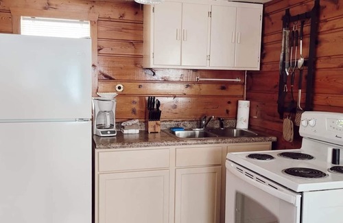 Nevis Resort | Cabin 6 | Voyageur