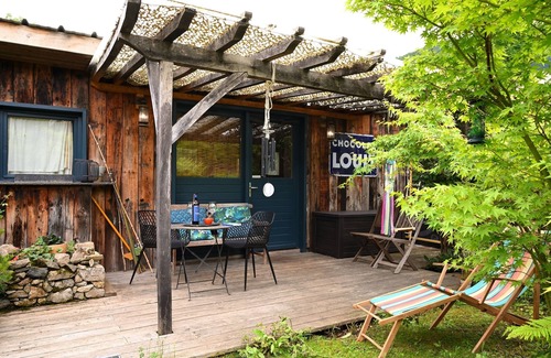 Arrien-en-Bethmale Cabin | Cabin 'Belle Lune' with Mountain View, Private Terrace and Private Garden