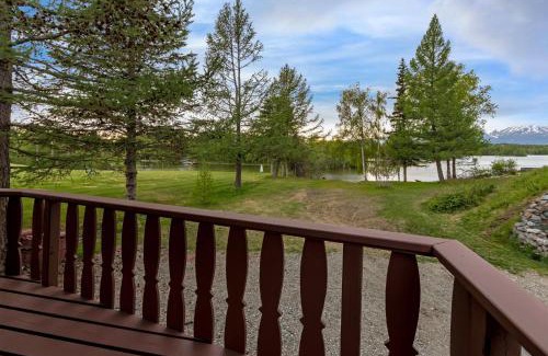 Palmer House | Cabin By The Lake