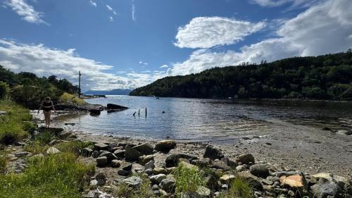 Hardangerfjord House | Cabin by the lake with 3 bedrooms