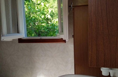 Valmozzola Cabin | Cabin Casa Molinari | Visit all 7 Historic Cities!