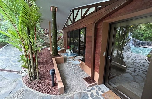 Palma Cabin | Cabin Featuring Jacuzzi and Pool in La Fortuna
