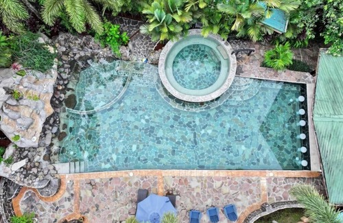 Palma Cabin | Cabin Featuring Jacuzzi and Pool in La Fortuna
