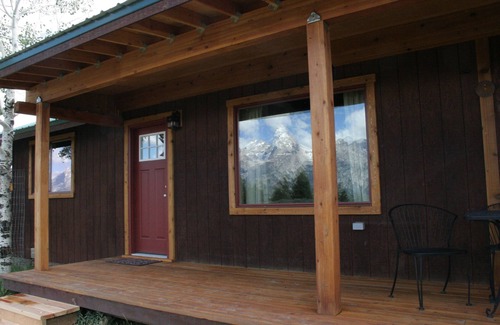 Jackson Hole Cabin | Cabin In Teton National Park Close To Yellowstone With Views Of The Tetons.