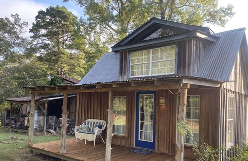 San Augustine Cabin | Cabin in The Pineywoods