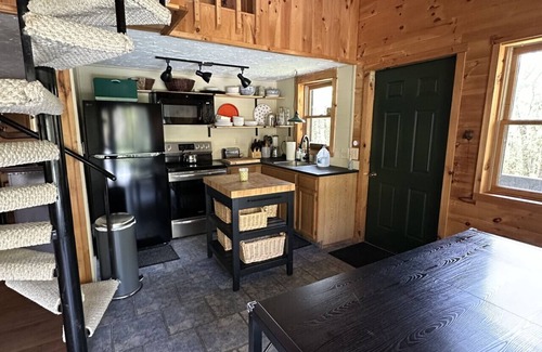 Branchport Cabin | Cabin in the woods near the Finger Lakes