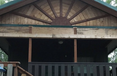 Willow Cabin | Cabin in the woods of Caswell Lakes. Pet friendly.