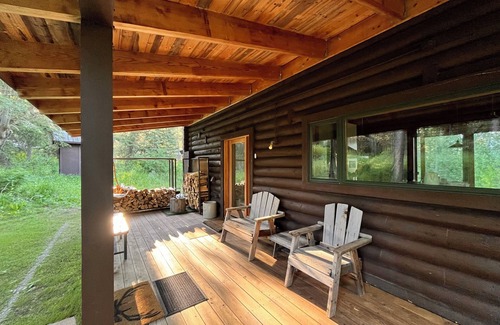 Wilson Cabin | Cabin in Woods Moments from Wilson w Jackson Hole Property Management