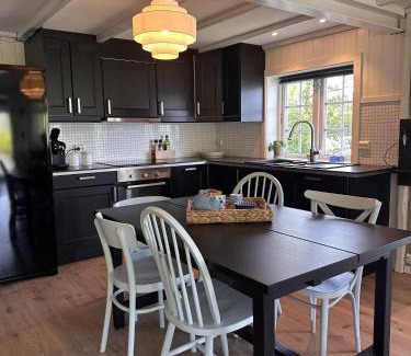 Strand House | Cabin near Pulpit Rock