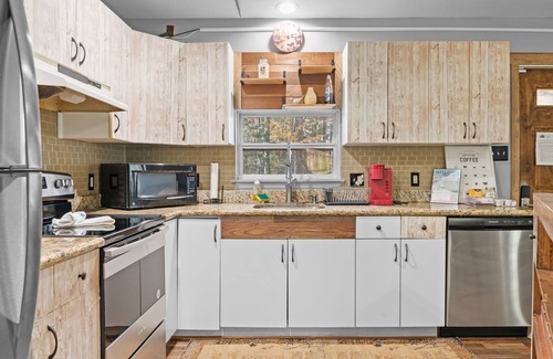 Briar Crest Woods Cabin | Cabin Oasis - Nestled in the Woods, Seclusion!