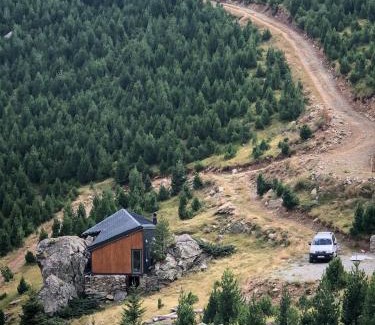 Donji Crnobreg Villa | Cabin on a Rock - Mountain Escape