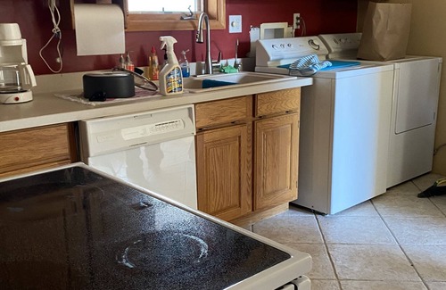 Scheller House | Cabin on Lake Minutes from Rend Lake