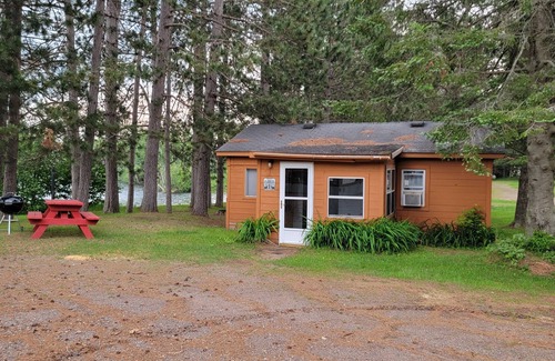 Phillips Cabin | Cabin on peaceful soo lake, phillips wi. Enjoy waking up in the great northwood