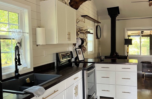 Williston Cabin | Cabin on secluded horse farm with stocked pond.