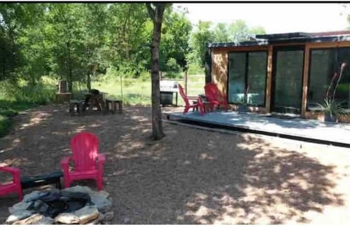 Hico Cabin | Cabin on the Creek.Hico