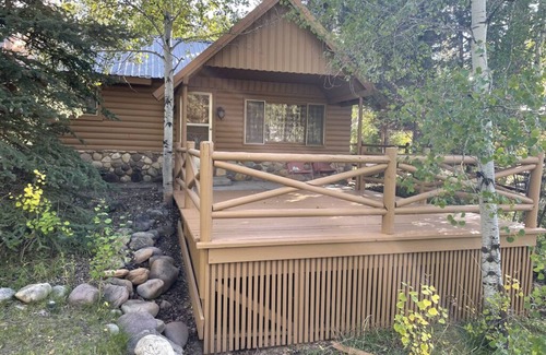 Kamas Cabin | Cabin sleeps 16- only 10 minutes from Wasatch Mountain Uintas National Park