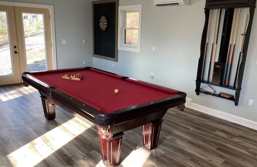 Laurel Springs Cabin | Cabin w/HotTub,Firepit,Pool Table,Pet Friendly,Central AC,WIFI,Gas Frpl,Deck