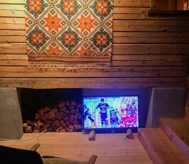 Fla Municipality House | Cabin With Chalet Feel In Eggedal