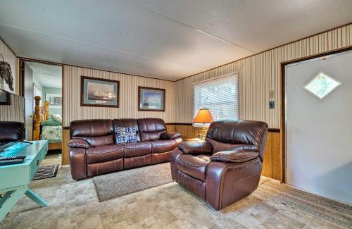 Steinhatchee House | Cabin with Fire Pit, Walk to Steinhatchee River!