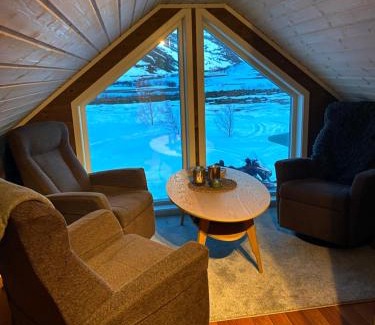 Batsfjord House | Cabin with fishing and hunting opportunities