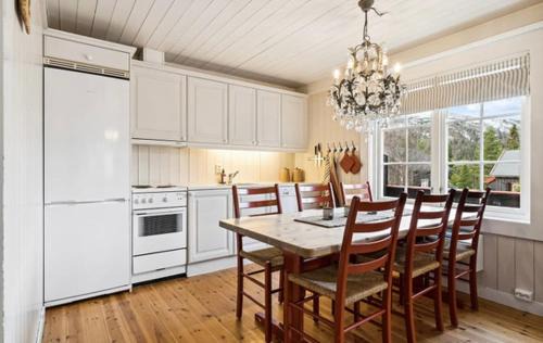 Sor-Fron Apartment | Cabin with ski in-out