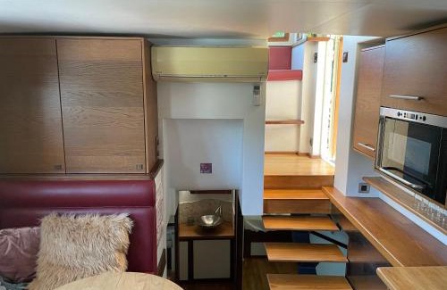 Quartier de la Muette Apartment | Cabine sur péniche à Bagatelle