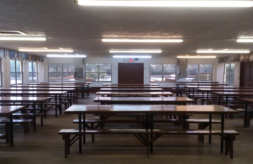 Edgar Cabin | Cabins Sumer Camp for Rent