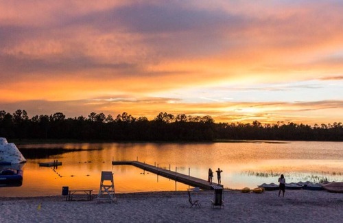 Edgar Cabin | Cabins Sumer Camp for Rent