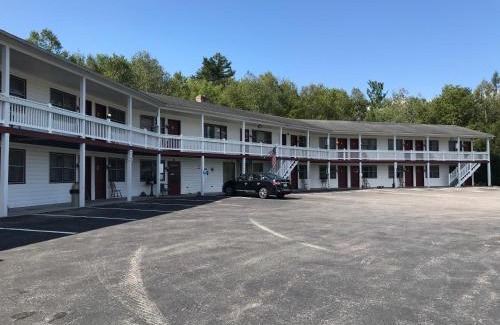 Lancaster Hotel | Cabot Inn & Suites