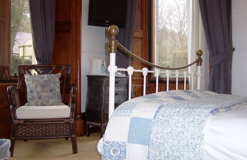 Innerleithen House | Caddon View Country Guest House